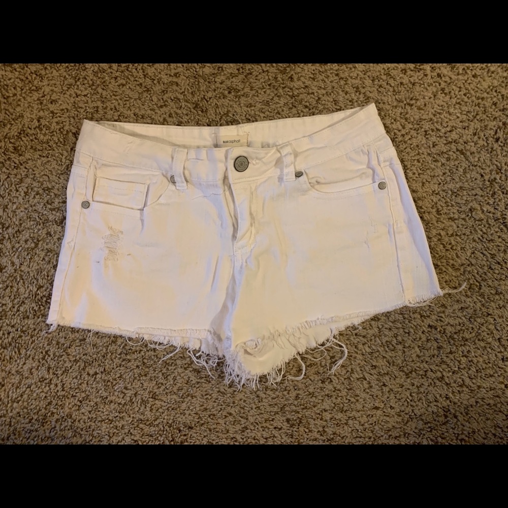 White jean shorts